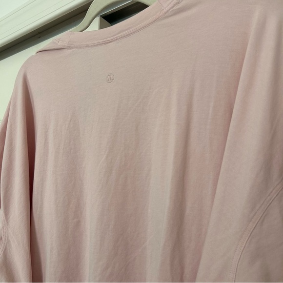 Lululemon Side Tie Waist V Neck T Shirt Pink Mist 10 - Picture 6 of 6